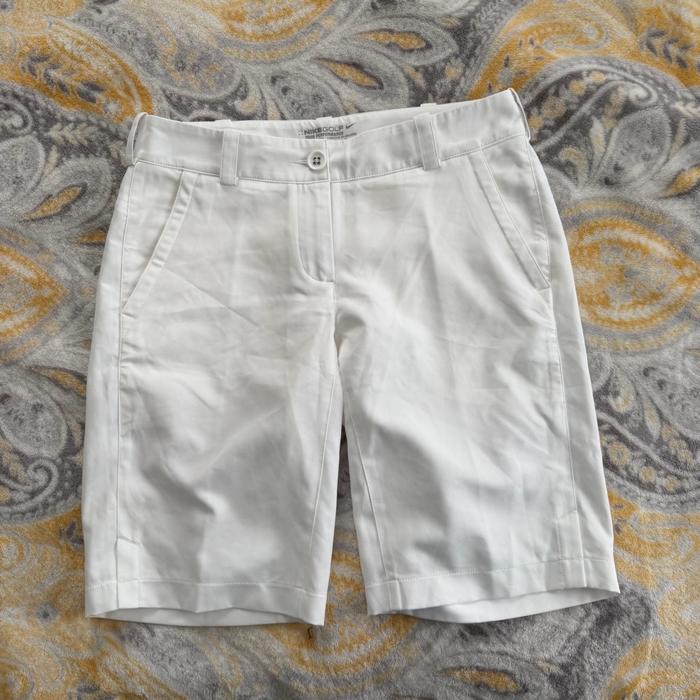 Nike Women's Dri-FIT Victory 8” Golf Shorts size 4
